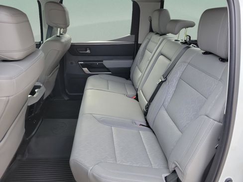 Used 2024 Toyota Tundra Limited image 10