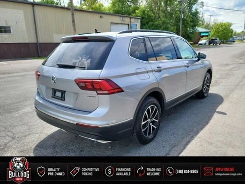 Used 2021 Volkswagen Tiguan SE w/ Panoramic Sunroof Package AWD/4WD image 6