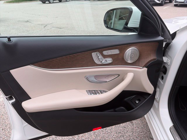 Used 2022 Mercedes-Benz E 450 4MATIC Sedan image 21