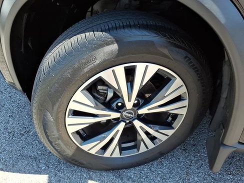 Certified 2023 Nissan Rogue SV w/ SV Premium B Package AWD/4WD image 22