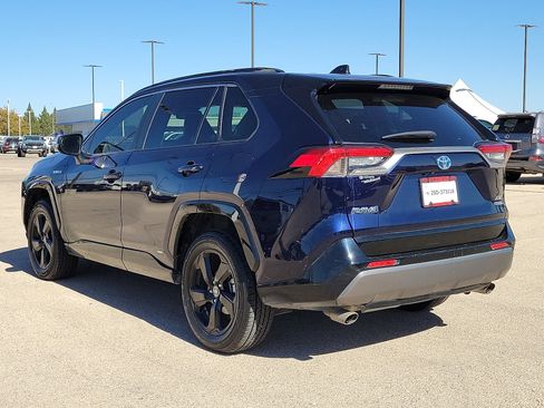 Used 2019 Toyota RAV4 XSE image 3