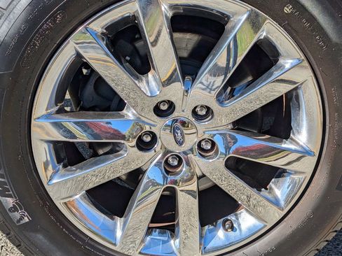 Used 2013 Ford Edge SEL image 25