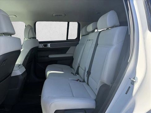 New 2026 Hyundai Santa Fe SE image 12