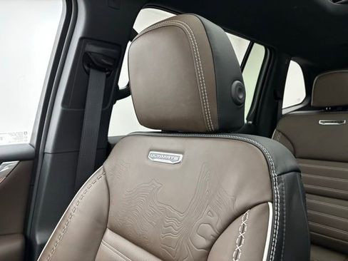 New 2026 GMC Acadia Denali Ultimate AWD/4WD image 48