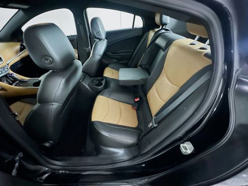 Used 2018 Chevrolet Volt Premier w/ Driver Confidence Package image 26