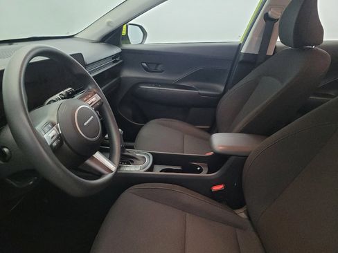 Used 2024 Hyundai Kona SE FWD image 17