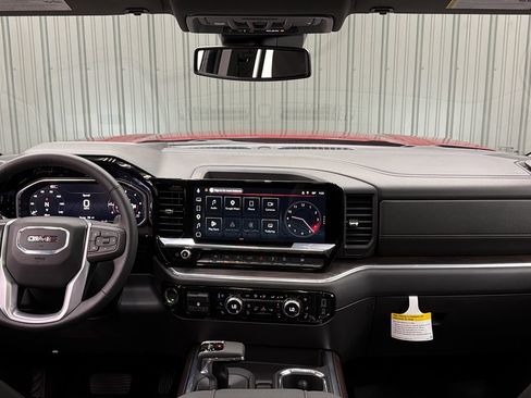 Used 2026 GMC Sierra 1500 SLT w/ SLT Premium Plus Package AWD/4WD image 36