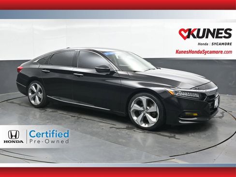 Used 2018 Honda Accord Touring image 1