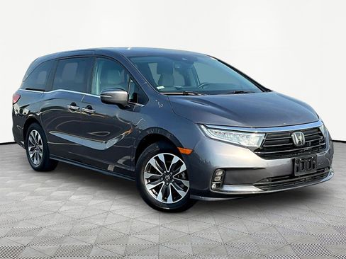 Used 2023 Honda Odyssey EX-L image 3