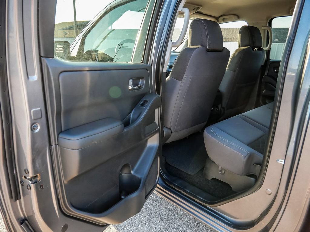 Used 2025 Nissan Frontier SV w/ SV Convenience Package AWD/4WD image 22