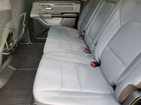 Used 2020 RAM 1500 Big Horn AWD/4WD image 12