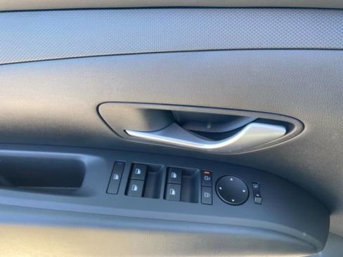 New 2026 Hyundai Tucson SE FWD image 10
