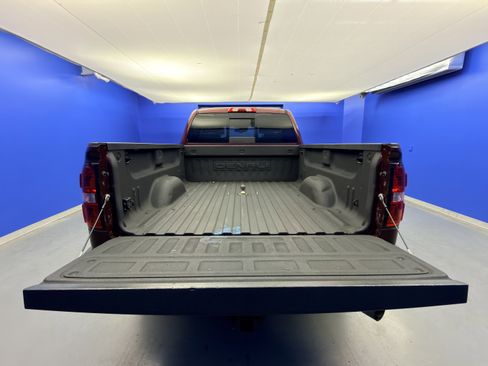 Used 2016 GMC Sierra 2500 Denali w/ Duramax Plus Package AWD/4WD image 30