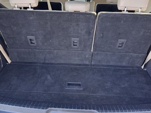 Used 2024 Ford Expedition XLT image 16