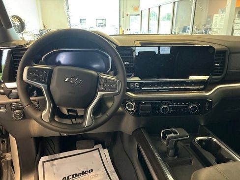 New 2026 Chevrolet Silverado 1500 RST w/ RST All Star Premium Package AWD/4WD image 13