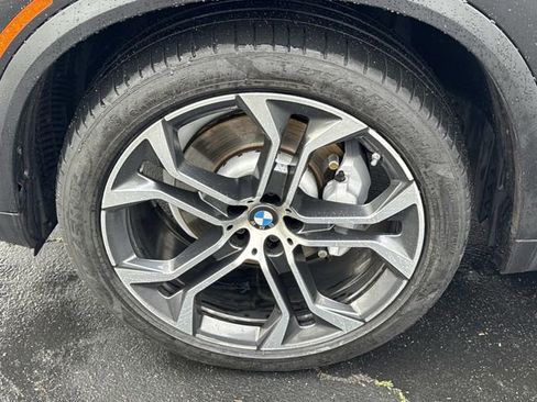 Used 2023 BMW X5 sDrive40i w/ Parking Assistance Package image 39