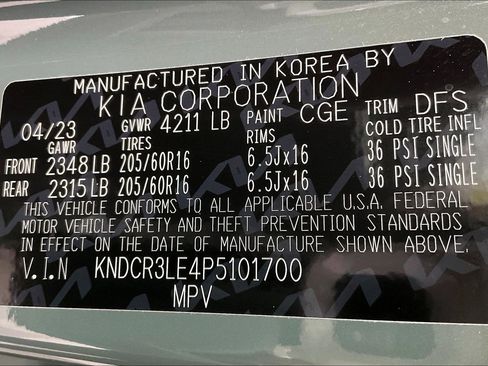 Used 2023 Kia Niro EX image 34