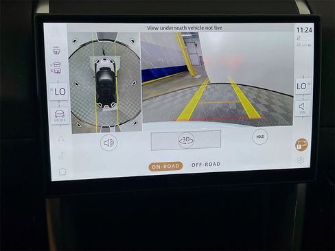 Used 2024 Land Rover Discovery Sport S image 14