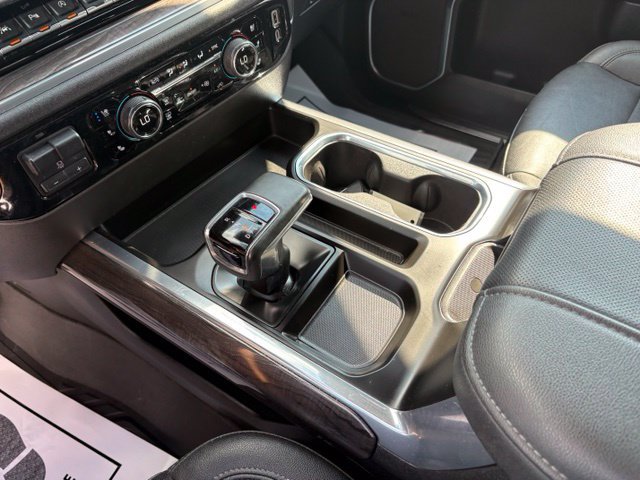 Used 2023 Chevrolet Silverado 1500 LTZ AWD/4WD image 22