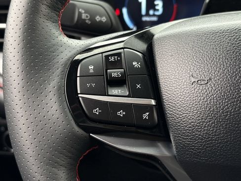 Certified 2025 Ford Explorer ST-Line w/ Premium Package RWD image 17