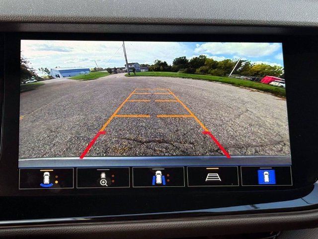 Used 2023 Buick Envision Avenir AWD/4WD image 30