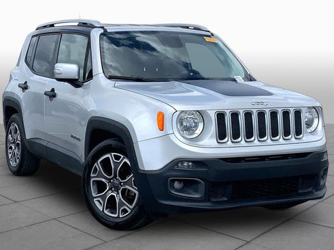 Used 2017 Jeep Renegade Limited image 3
