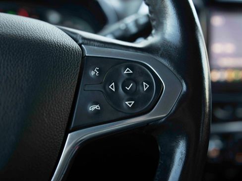 Used 2021 Chevrolet Traverse RS image 7