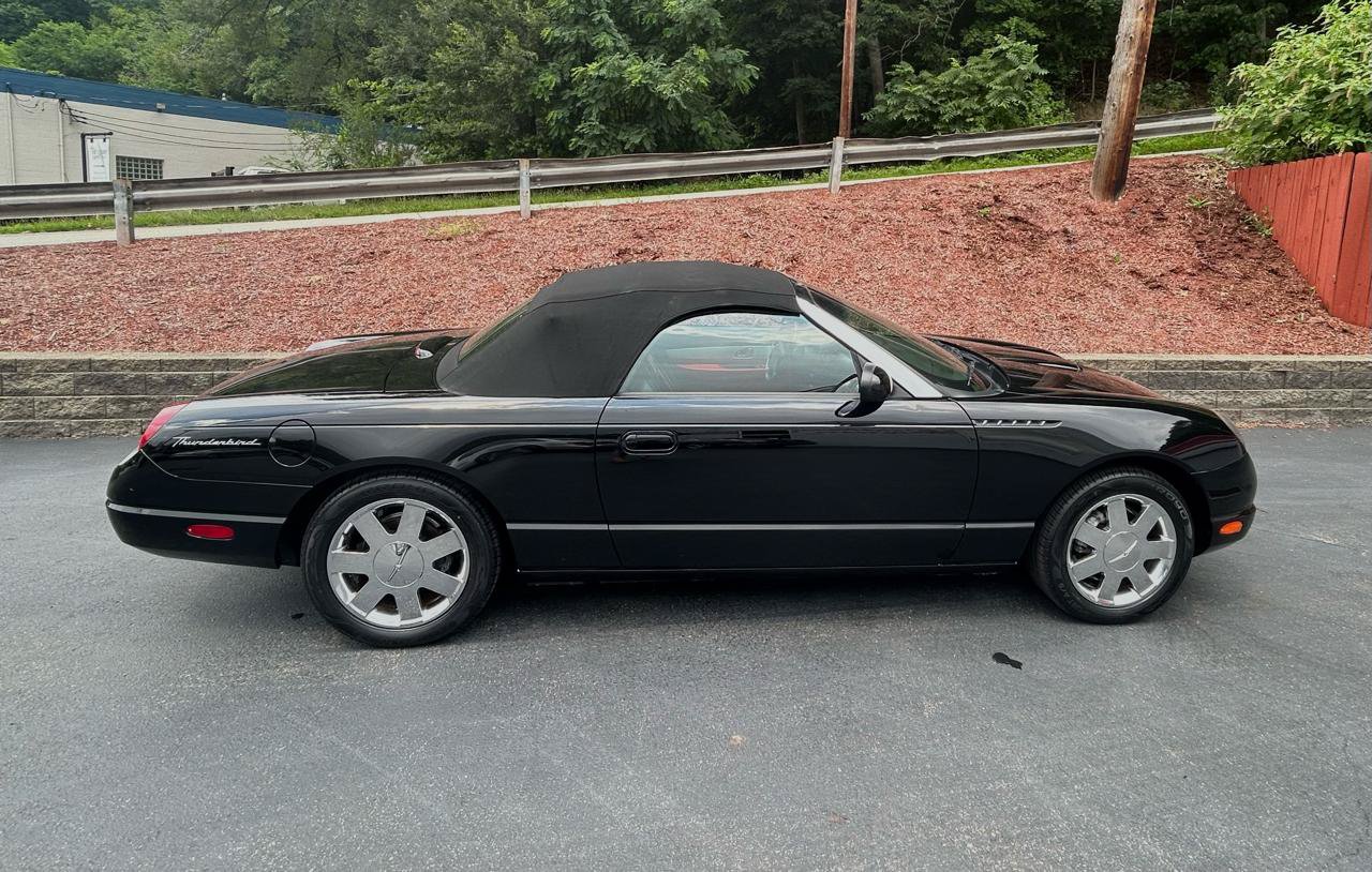 Used 2002 Ford Thunderbird RWD image 13