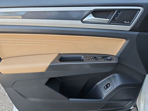 Used 2022 Volkswagen Atlas Cross Sport SEL Premium R-Line image 27