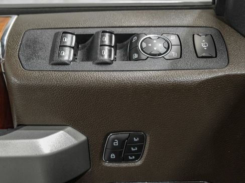 Used 2022 Ford F250 King Ranch w/ King Ranch Ultimate Package AWD/4WD image 44