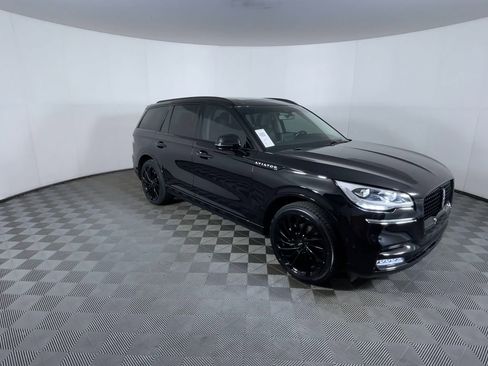 Used 2023 Lincoln Aviator Reserve w/ Equipment Group 201A image 2
