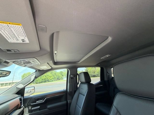 New 2026 GMC Sierra 1500 Denali w/ Denali Reserve Package AWD/4WD image 16