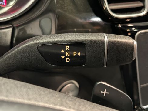 Used 2019 Mercedes-Benz GLE 400 4MATIC image 18