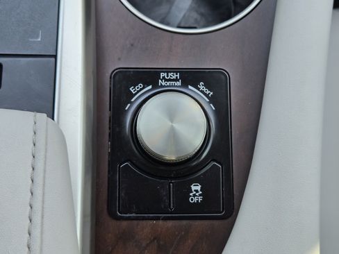 Used 2022 Lexus RX 350 FWD w/ Premium Package image 24