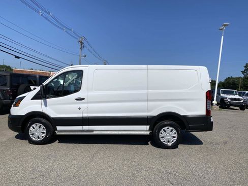 Used 2025 Ford Transit 250 Low Roof w/ Exterior Upgrade Package RWD image 7