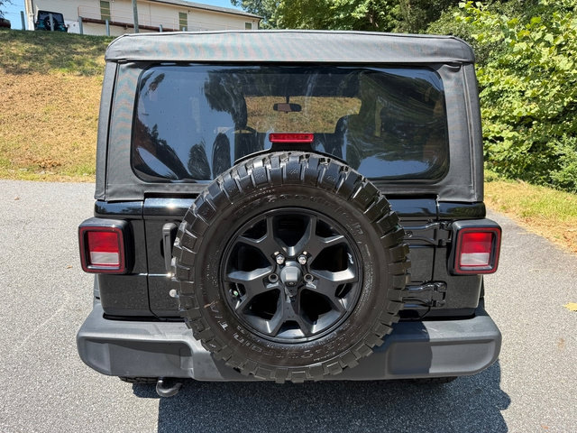 Used 2023 Jeep Wrangler Sport AWD/4WD image 7
