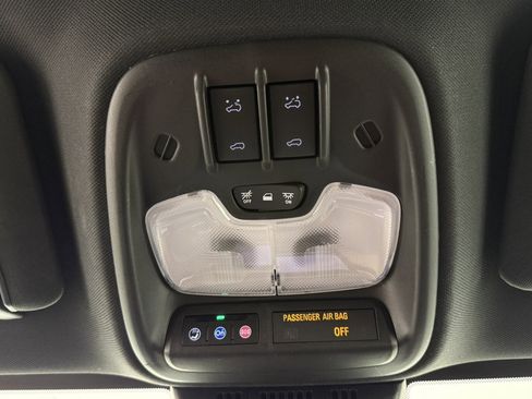 Used 2024 GMC Canyon AT4 w/ AT4 Premium Package image 23