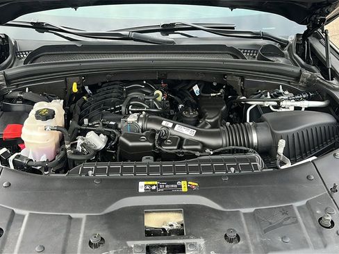 Used 2024 Jeep Grand Cherokee Altitude image 31