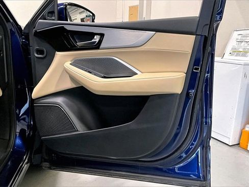 Used 2023 Acura MDX SH-AWD image 29