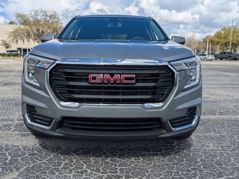 Certified 2024 GMC Terrain SLE image 9