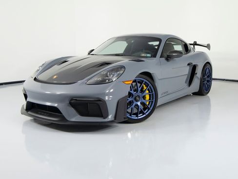 Certified 2024 Porsche 718 Cayman GT4 RS image 1
