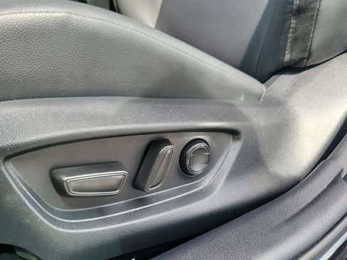 Certified 2025 Toyota Camry XLE FWD image 15