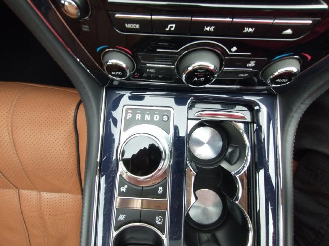Used 2011 Jaguar XJ L RWD image 73