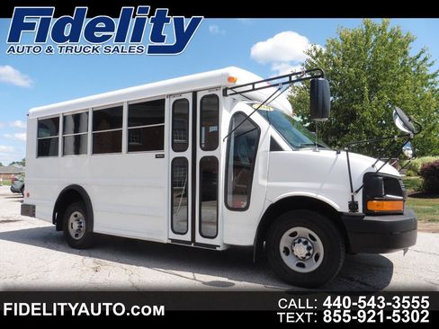 Used 2008 Chevrolet Express 3500 w/ School Bus Package RWD image 1