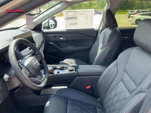New 2026 Nissan Rogue Platinum AWD/4WD image 10
