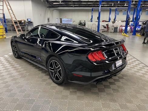 Used 2020 Ford Mustang GT image 4