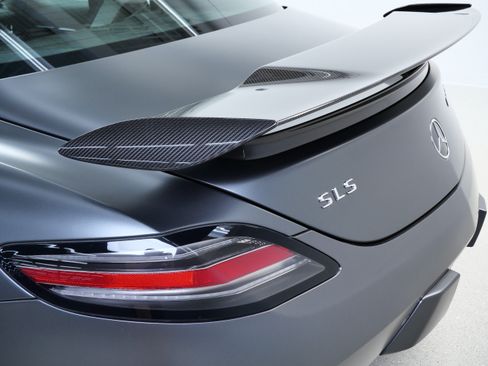 Used 2015 Mercedes-Benz SLS AMG GT Final Edition image 15