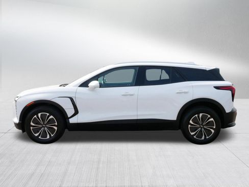 Used 2024 Chevrolet Blazer EV LT AWD/4WD image 4