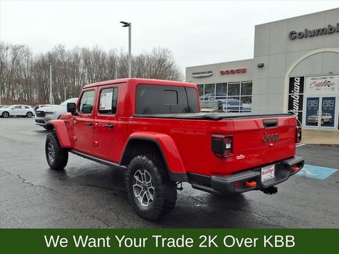 Used 2024 Jeep Gladiator Mojave image 2