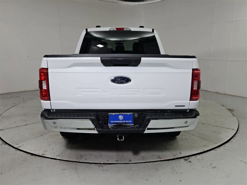 Used 2023 Ford F150 XLT w/ Trailer Tow Package image 5